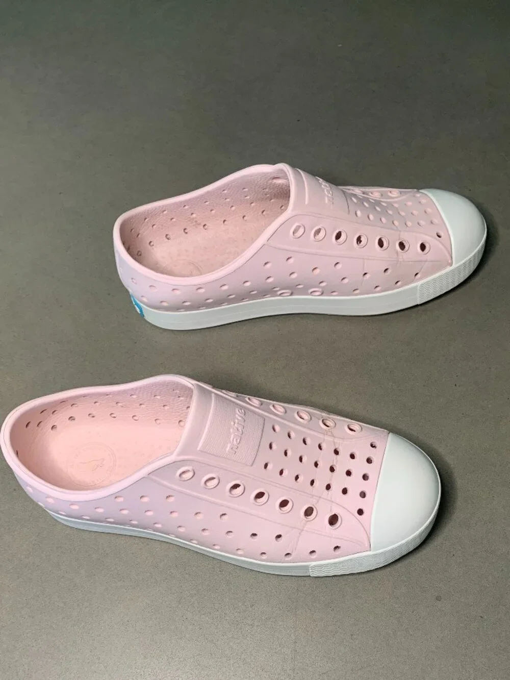Native Jefferson Pink & White Slip-On Shoes Kids Size 1